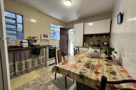 Casa à venda com 2 quartos em Jardim Santa Mena, Guarulhos, SP