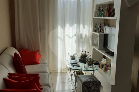 Apartamento à venda com 3 quartos, sendo 1 suíte,  em Vila Mogilar, Mogi das Cruzes, SP