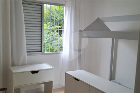 Apartamento à venda com 3 quartos, sendo 1 suíte, em Vila Paulicéia, São Paulo, SP