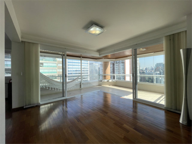 Apartamento à venda com 4 suítes em Brooklin, São Paulo, SP