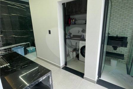 Casa à venda com 3 quartos, sendo 1 suíte, no condomínio Real Park Tietê, Mogi das Cruzes - SP