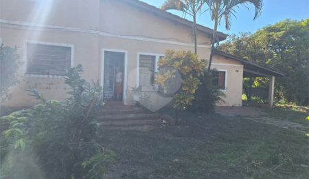 Chácara à venda com 5 quartos, sendo 2 suítes,  em Chácaras Acaraí, Hortolândia, SP
