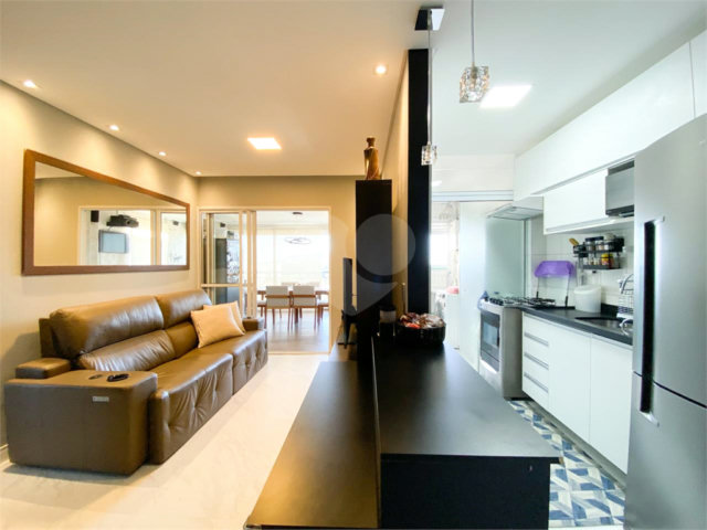 Apartamento à venda com 3 quartos, sendo 1 suíte,  em Tucuruvi, São Paulo, SP