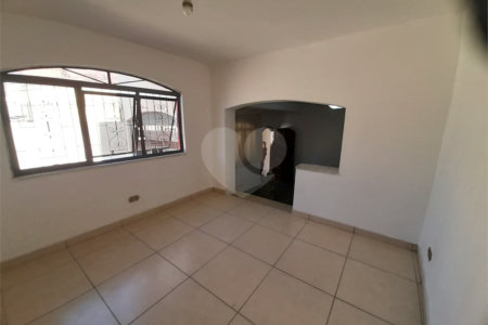 Sobrado à venda com 3 quartos, sendo 2 suítes, em Vila Gustavo, São Paulo, SP