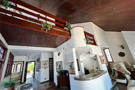 Casa à venda com 4 quartos, sendo 3 suítes, em Chácara Monte Alegre, São Paulo, SP