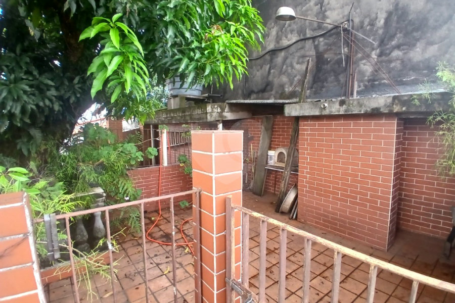 Casa Térrea à venda com 4 quartos, sendo 1 suíte, em Vila Mazzei, São Paulo, SP