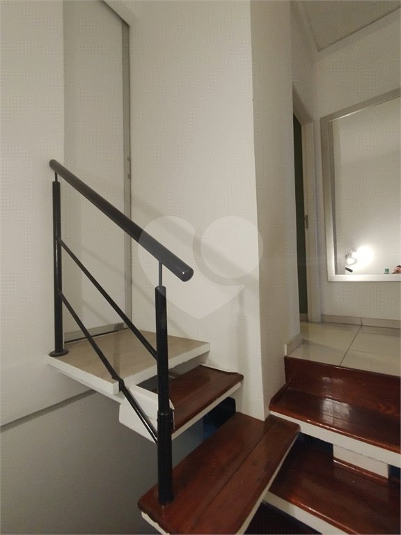 Casa à venda com 2 quartos, sendo 1 suíte, no condomínio Residencial Viva Vida, Cotia - SP