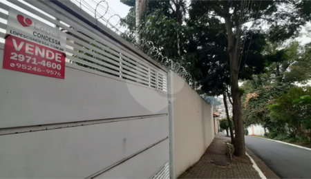 Casa à venda com 2 suítes no condomínio Villagio da Serra, São Paulo - SP