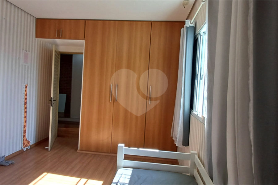 Sobrado à venda com 3 quartos, sendo 1 suíte, em Jabaquara, São Paulo, SP