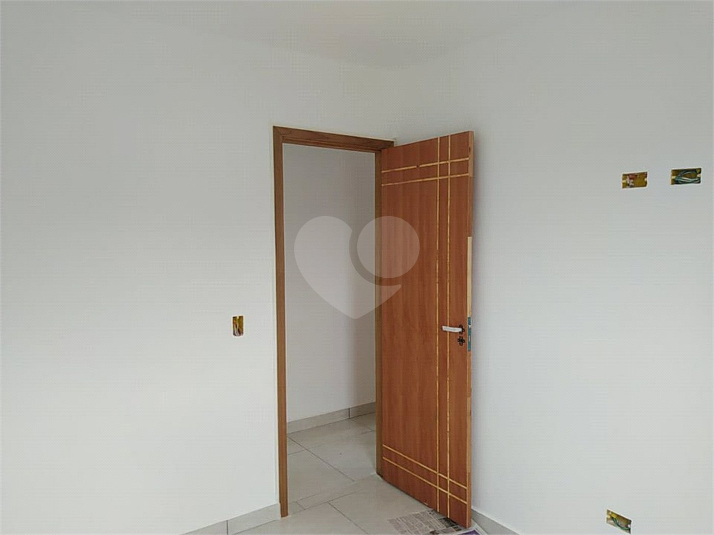 Apartamento de 48m2 localizado na Travessa da Av. Jaçanã 2 dorms