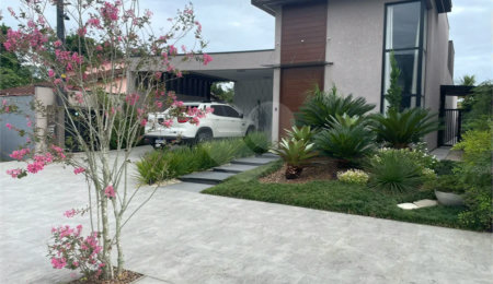 Casa à venda com 4 quartos, sendo 2 suítes,  em Morada da Praia, Bertioga, SP