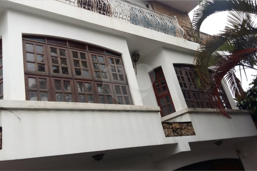 Sobrado à venda com 4 suítes em Tremembé, São Paulo, SP