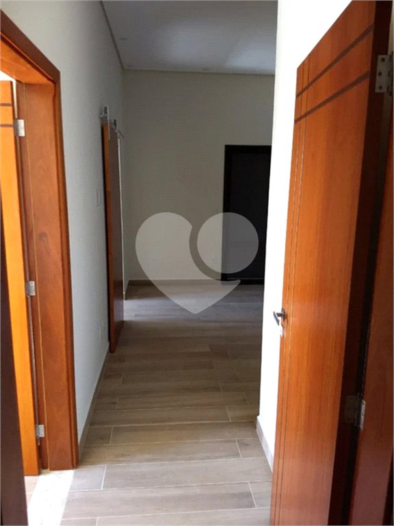 Casa à venda com 3 quartos, sendo 2 suítes, no condomínio Jardim Reserva Bom Viver de Indaiatuba, Indaiatuba - SP