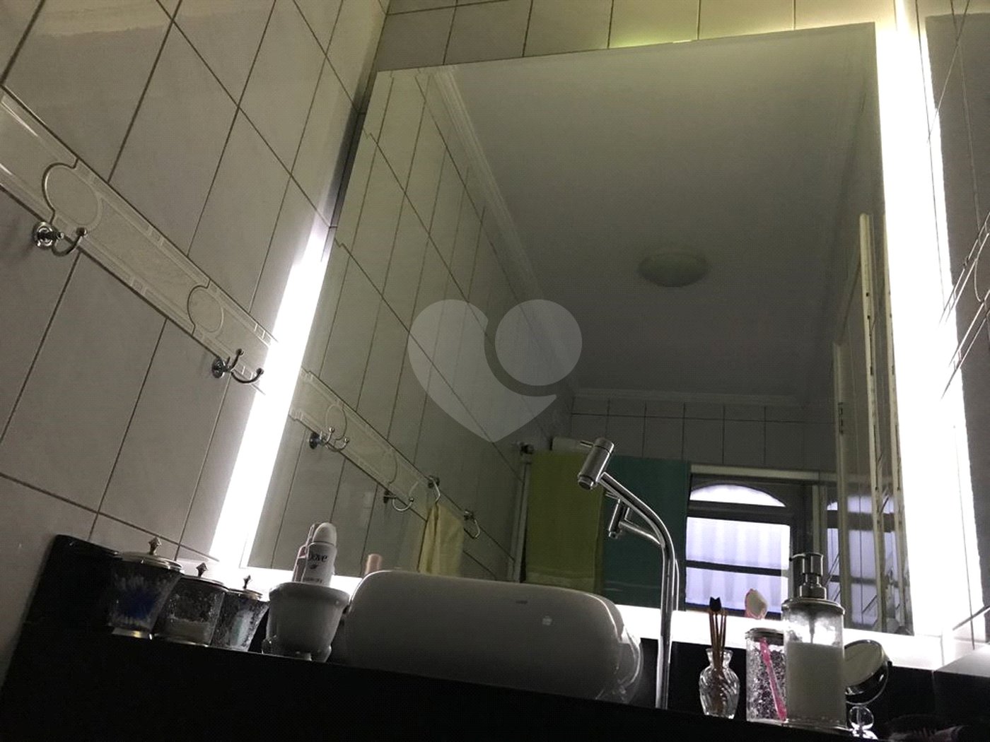 Sobrado à venda com 3 quartos, sendo 1 suíte, em Vila do Castelo, São Paulo, SP