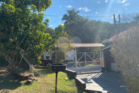 Chácara à venda com 4 quartos em Chácaras Copaco, Arujá, SP