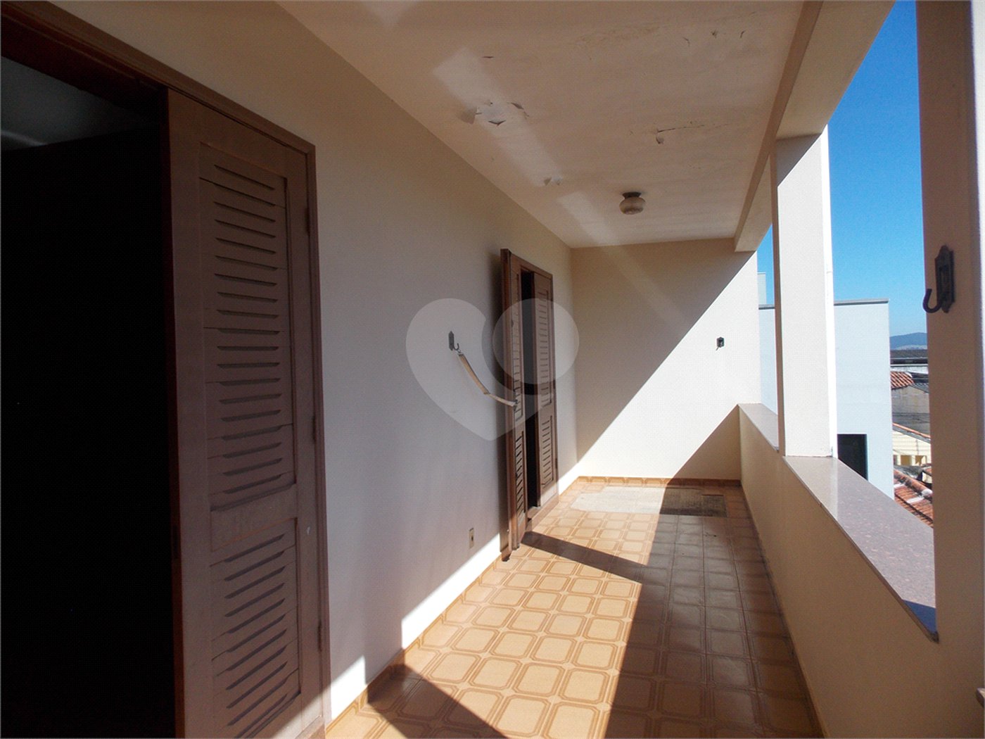 Casa à venda ou para alugar com 5 quartos, sendo 3 suítes,  no Centro, Atibaia, SP