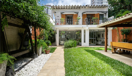 Casa para alugar com 5 quartos, sendo 2 suítes,  em Brooklin, São Paulo, SP