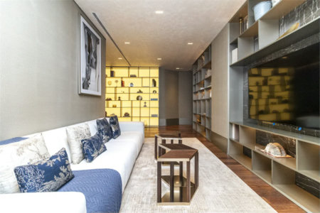 Apartamento à venda com 4 suítes em Jardim Guedala, São Paulo, SP