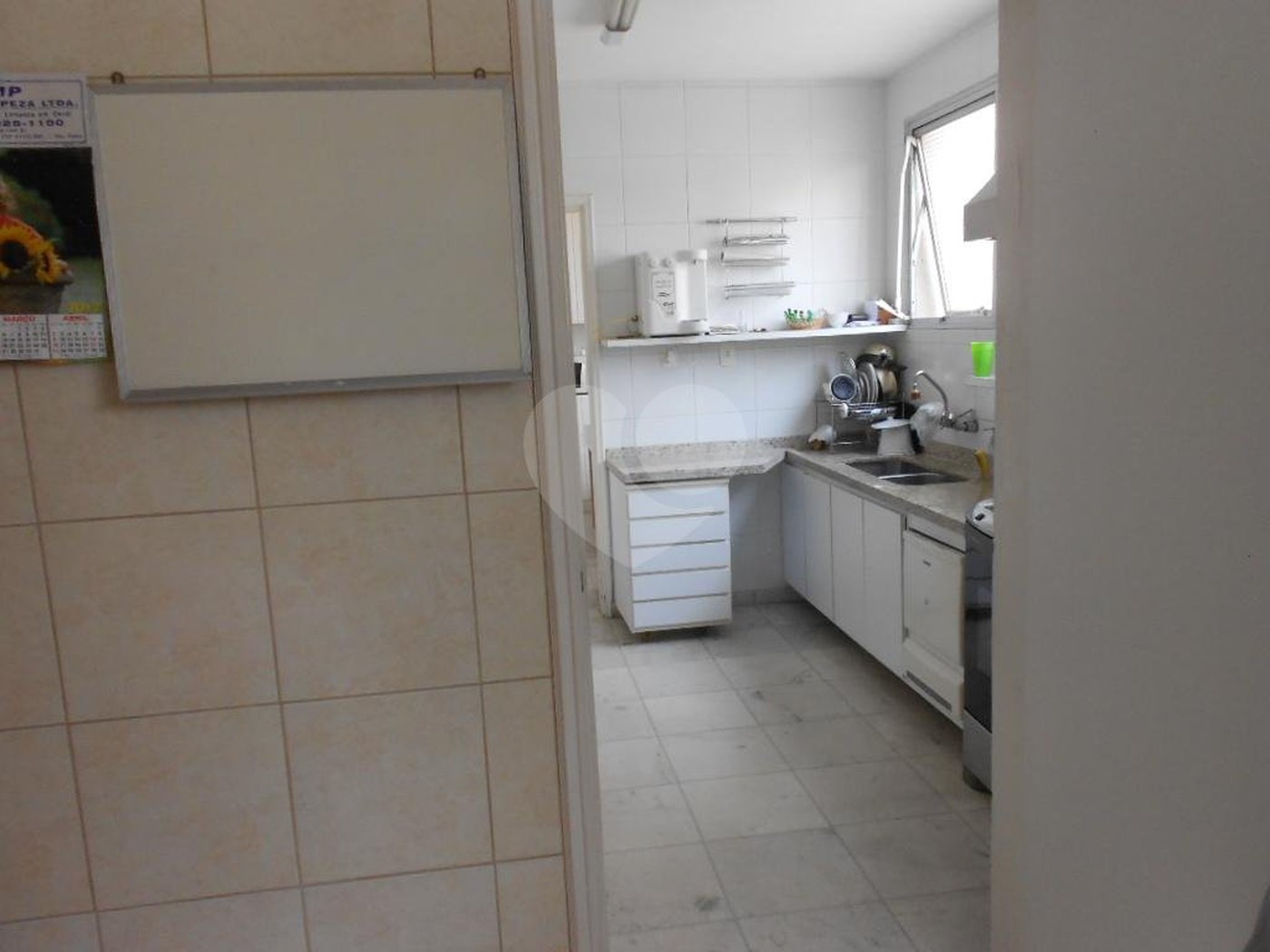 Apartamento à venda com 3 quartos, sendo 1 suíte,  em Santa Cecília, São Paulo, SP