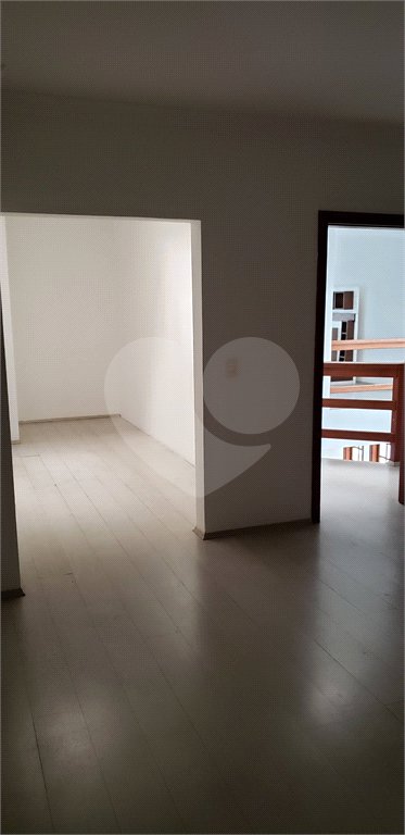 Casa à venda com 4 suítes no condomínio Real Park, Mogi das Cruzes - SP