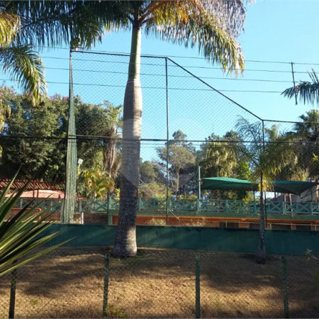 Casa à venda com 6 quartos, sendo 4 suítes, no condomínio Recanto dos Palmares, Atibaia - SP