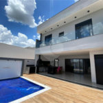 Casa à venda com 3 quartos, sendo 1 suíte,  no condomínio Residencial Mantova, Indaiatuba - SP