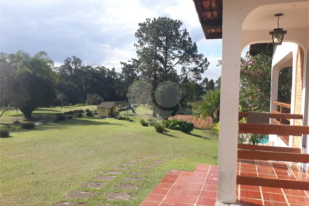 Sítio à venda com 5 quartos, sendo 3 suítes,  em Planalto Verde, São Roque, SP