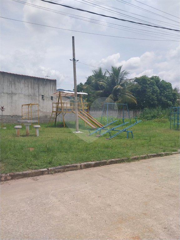 Casa à venda com 4 quartos, sendo 1 suíte, no condomínio Gramado do Mendanha, Rio de Janeiro - RJ