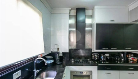 Apartamento à venda com 4 suítes em Vila Andrade, São Paulo, SP