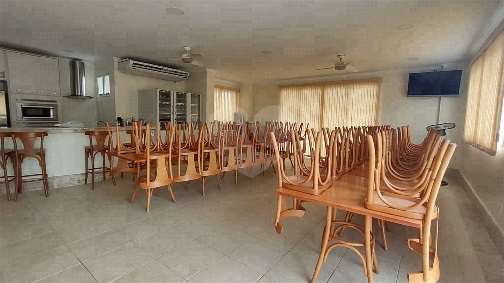 Apartamento à venda com 3 quartos, sendo 1 suíte, no Centro, Araraquara, SP