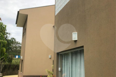 Casa à venda com 5 suítes no condomínio Terras de Mont Serrat, Salto - SP
