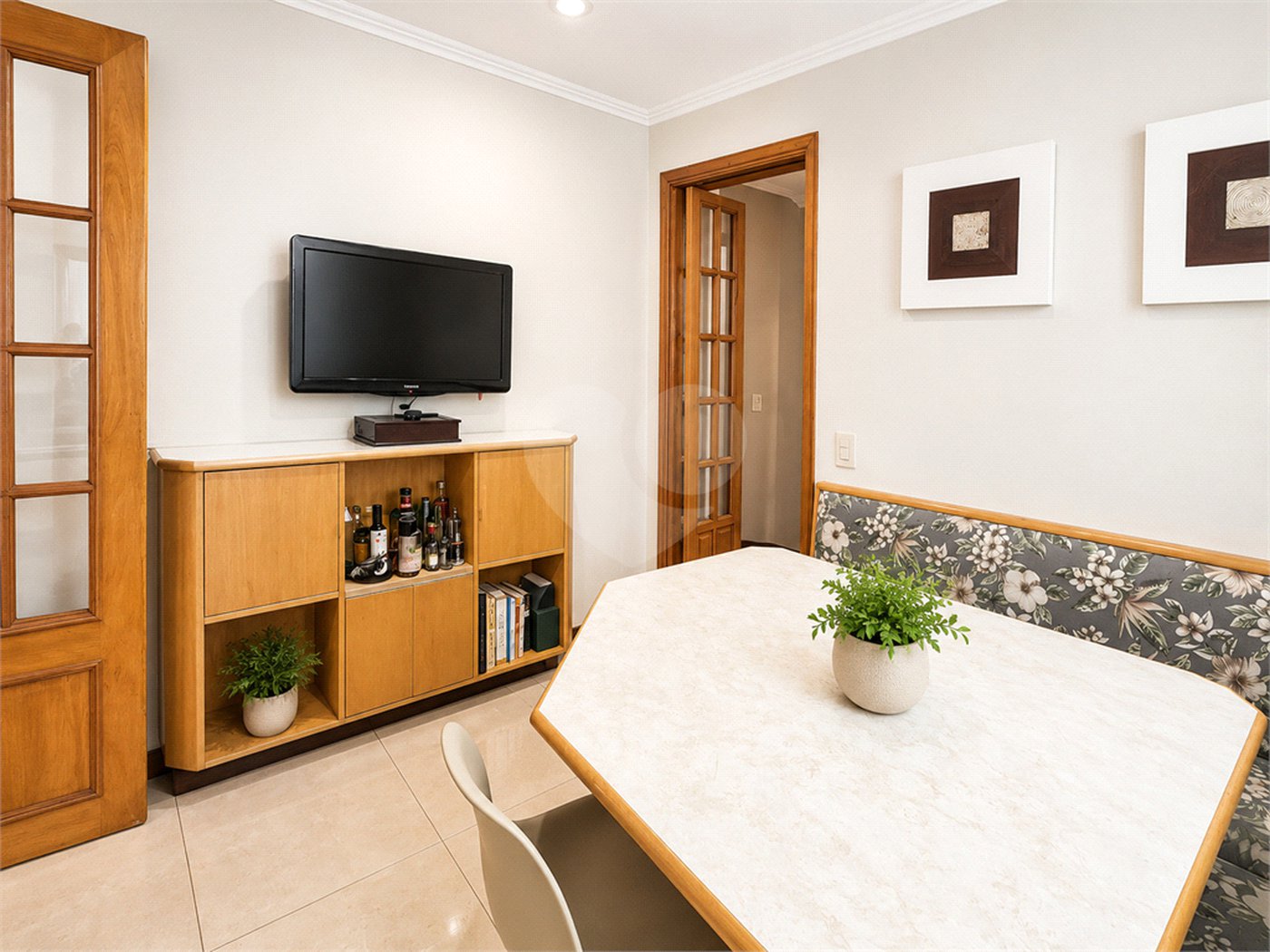 Apartamento à venda com 4 quartos, sendo 3 suítes, em Perdizes, São Paulo, SP