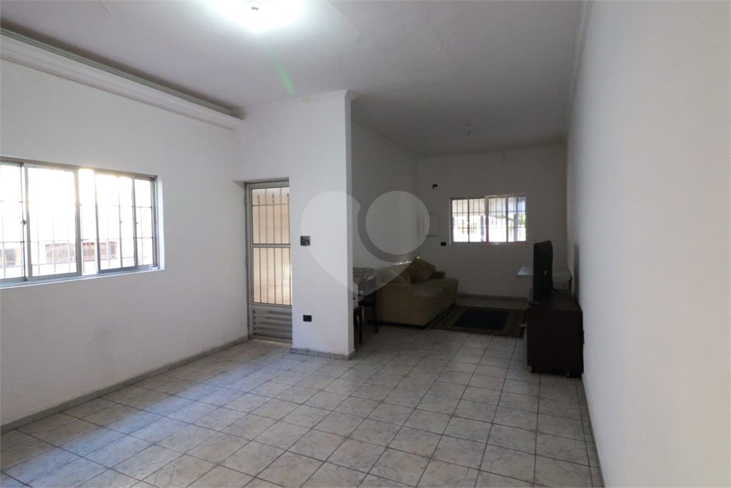 Casa à venda com 3 quartos, sendo 1 suíte, em Planalto Paulista, São Paulo, SP