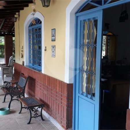 Chácara à venda com 3 quartos, sendo 2 suítes, em Chácara Companheiros, Jundiaí, SP