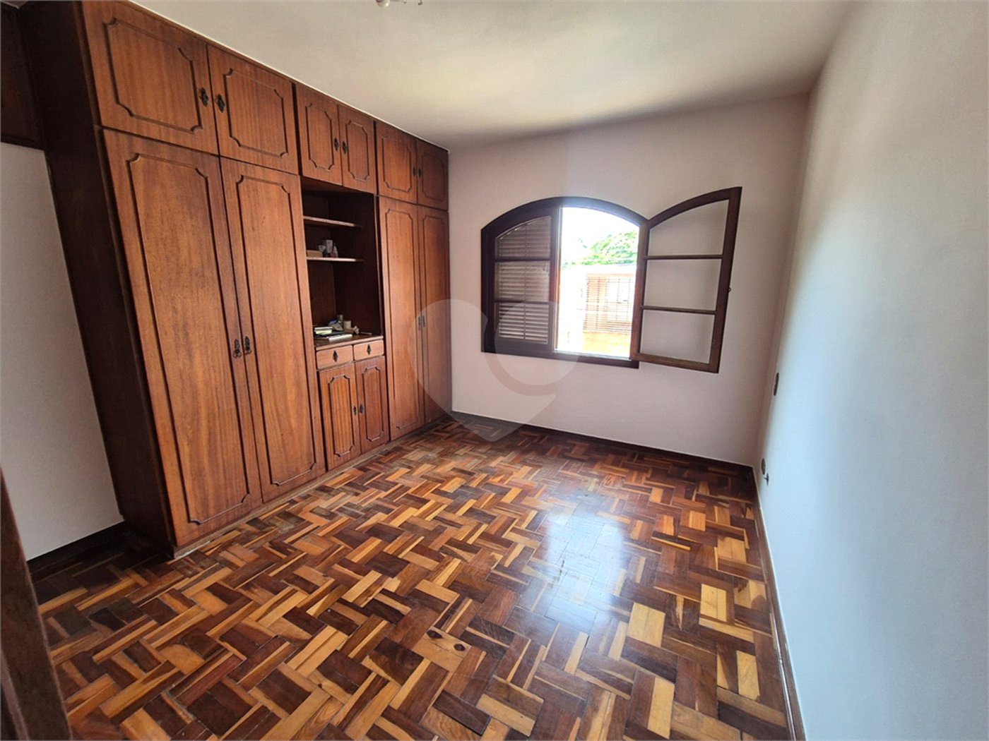 Sobrado à venda com 3 quartos, sendo 1 suíte, em Vila São Francisco, São Paulo, SP
