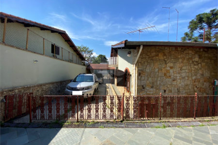 Casa à venda com 3 quartos, sendo 1 suíte,  em Parque Santa Rosa, Suzano, SP