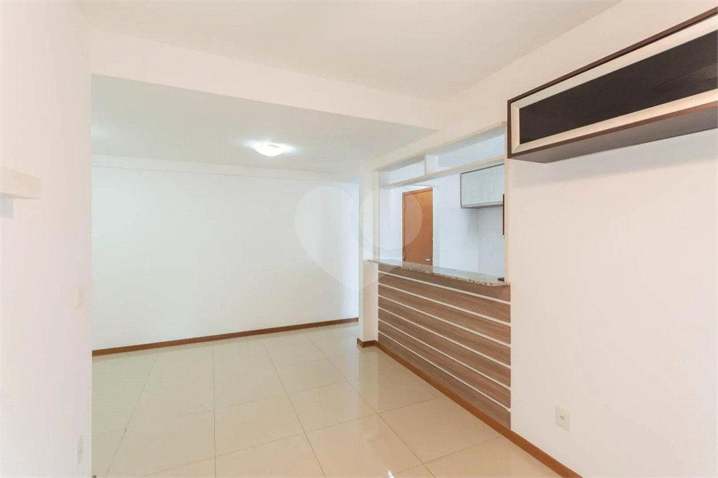 Apartamento à venda com 2 quartos, sendo 1 suíte, em Tijuca, Rio de Janeiro, RJ