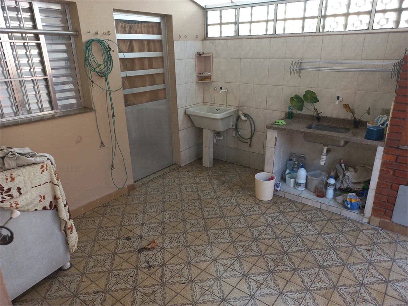 Casa à venda com 3 quartos, sendo 2 suítes, em Jaguaré, São Paulo, SP