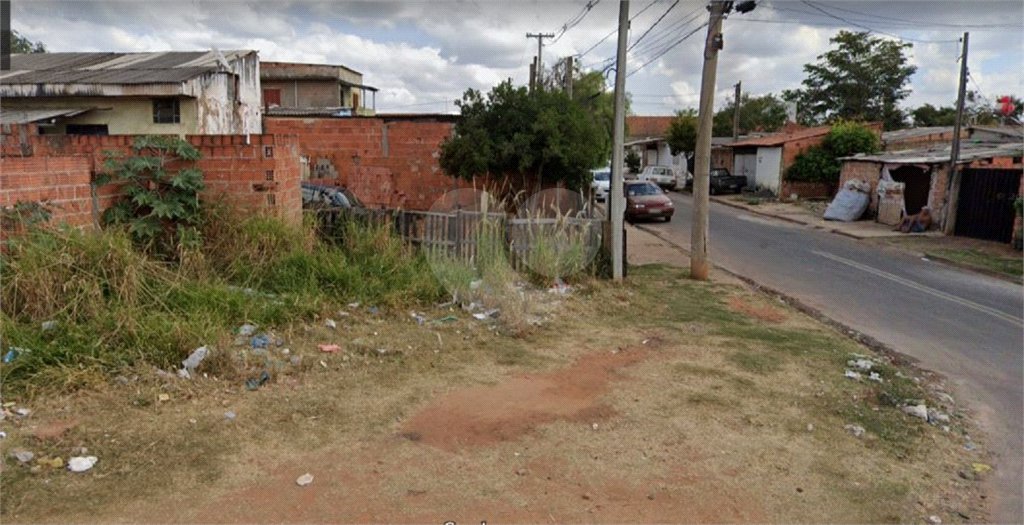 Terreno com 150,00 m² .