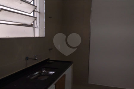 Apartamento no Condomínio Residencial Itaipu