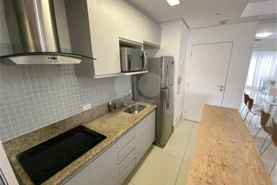Apartamento novo mobiliado a poucos passos da Avenida Paulista com serviço Pay-Per-Use.