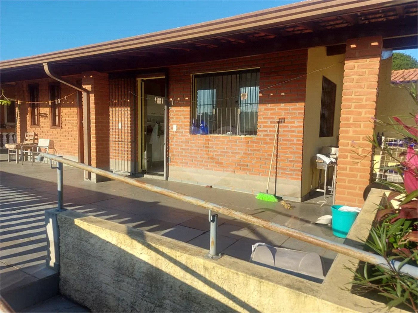 Casa à venda com 3 quartos, sendo 2 suítes,  em Capela, Vinhedo, SP