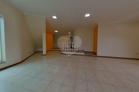 Sobrado à venda ou para alugar com 4 quartos, sendo 3 suítes, em Jardim Franca, São Paulo, SP