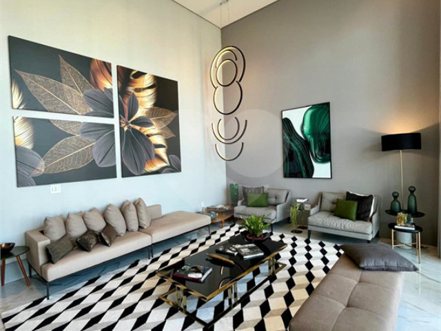 Apartamento à venda com 4 quartos, sendo 3 suítes,  em Morumbi, São Paulo, SP