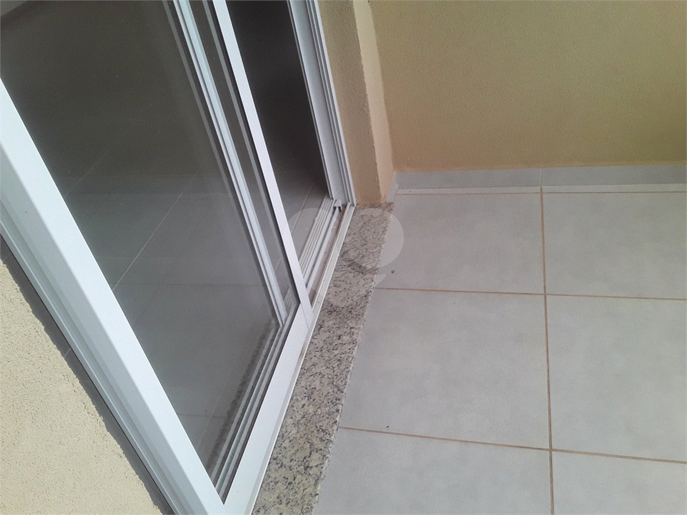 Apartamento no Condomínio Via Campus.