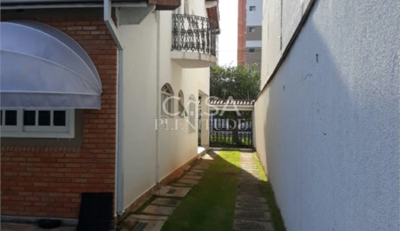 Casa à venda com 4 quartos, sendo 1 suíte, em Vila Jardini, Sorocaba, SP