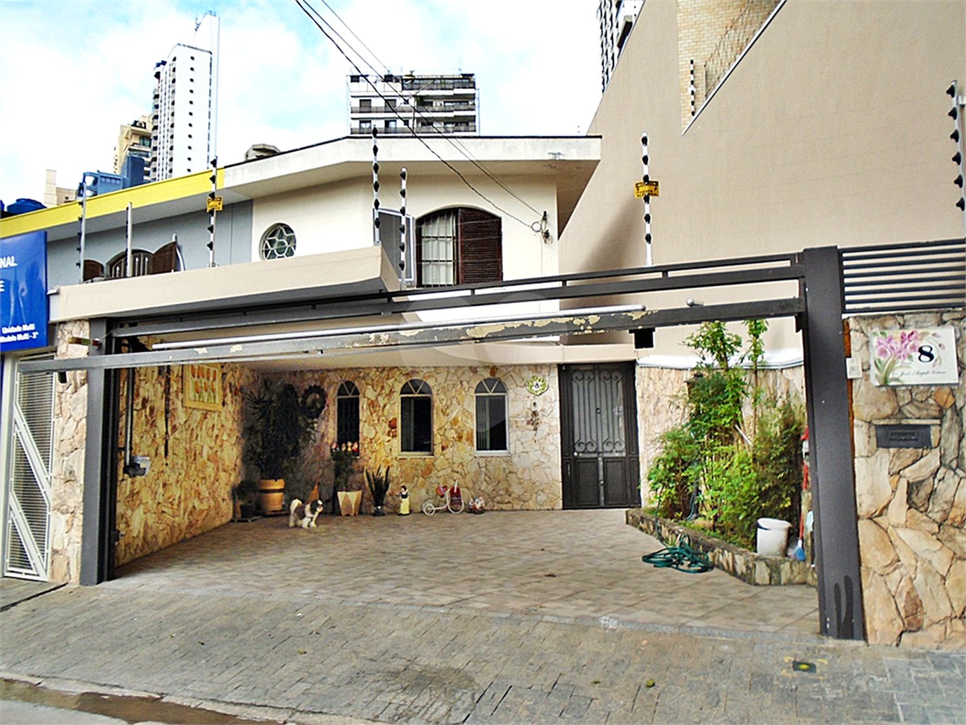 Casa à venda com 3 quartos, sendo 1 suíte, no condomínio Praça Doutor José Augusto César,8, São Paulo - SP