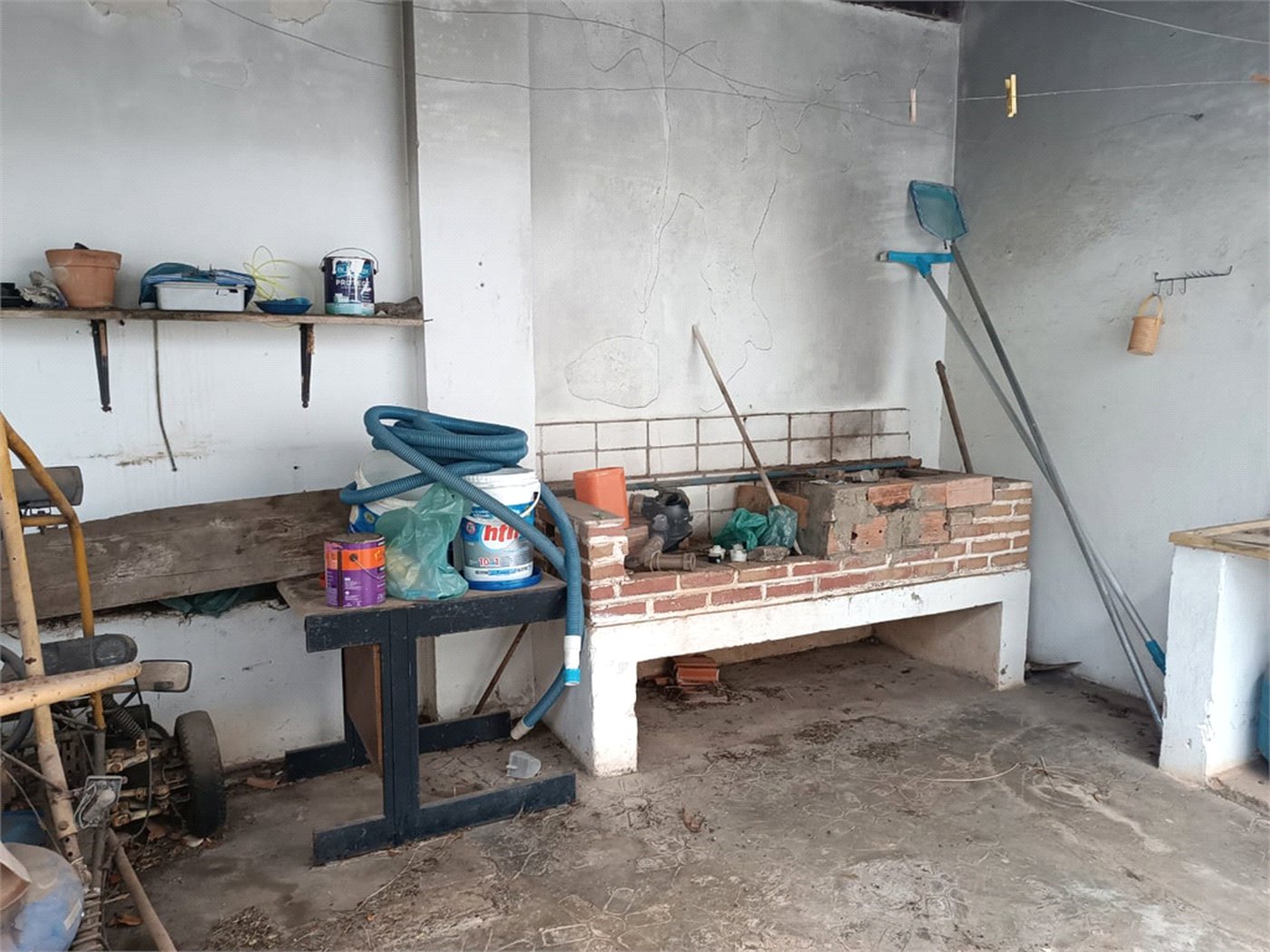 Casa à venda com 3 quartos em Vila Santa Rosália, São Roque, SP