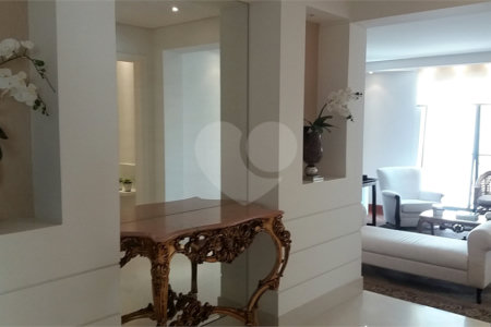 Apartamento à venda com 3 suítes em Santana, São Paulo, SP