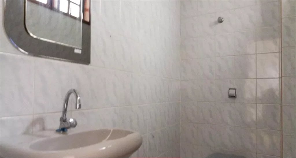 Casa à venda com 4 quartos, sendo 1 suíte,  em Vila Tiradentes, São Paulo, SP
